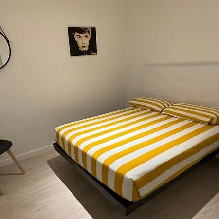 Pisos Viajer@s Appartamento *